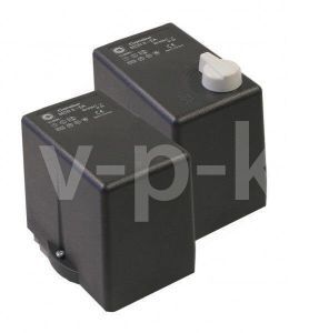 R 4996111673 Прессостат Condor MDR3/11 3х1/4"F+1х3/8"F, 16А, 380В (аналог 7250500000) для 500lb75ТБ R 4996111673 Прессостат Condor MDR3/11 3х1/4"F+1х3/8"F, 16А, 380В (аналог 7250500000) для 500lb75ТБ фото