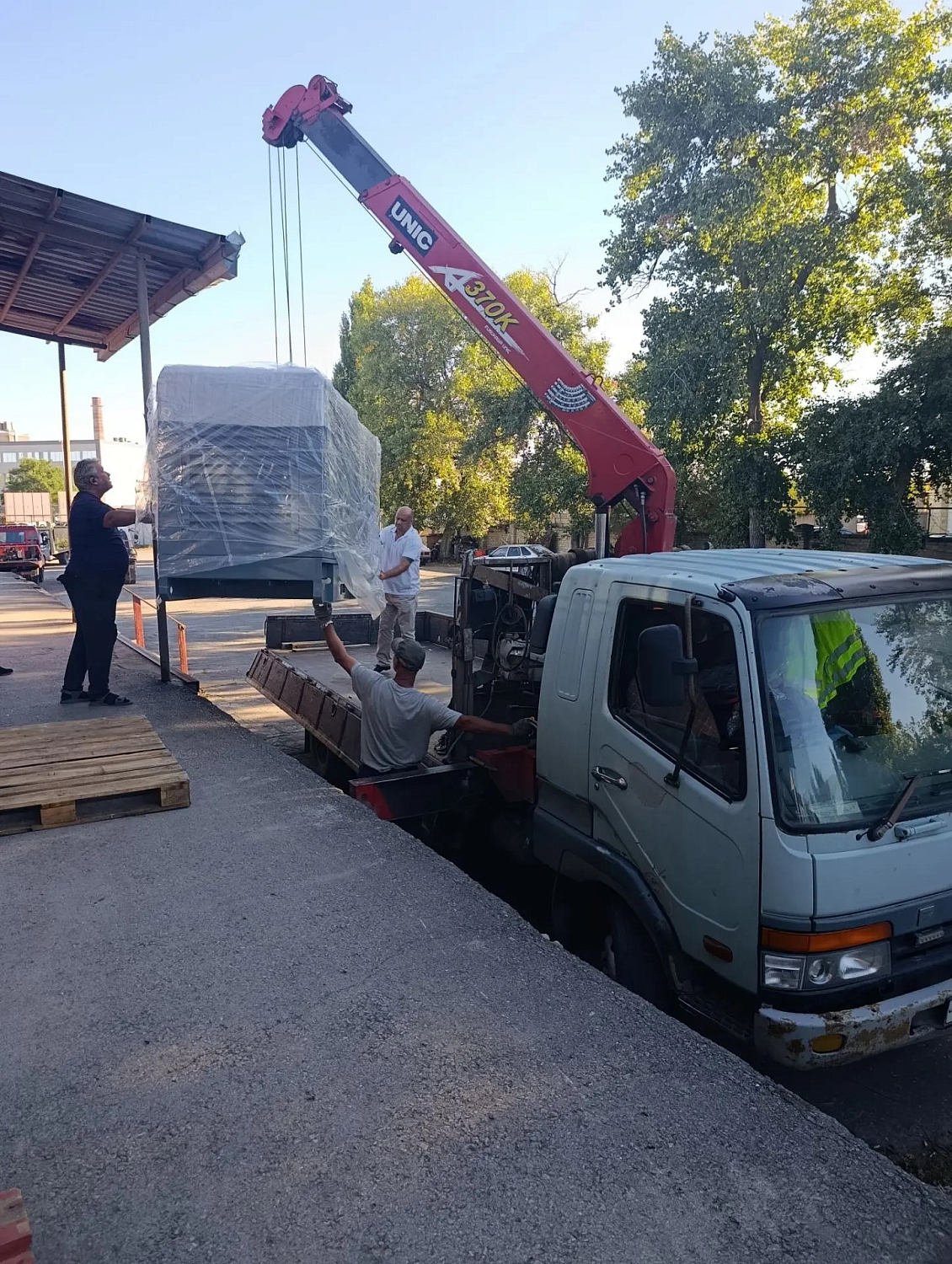 Отгрузка дизельного генератора Zammer AD-100-Т400 в кожухе со встроенным АВР в г. Волгоград